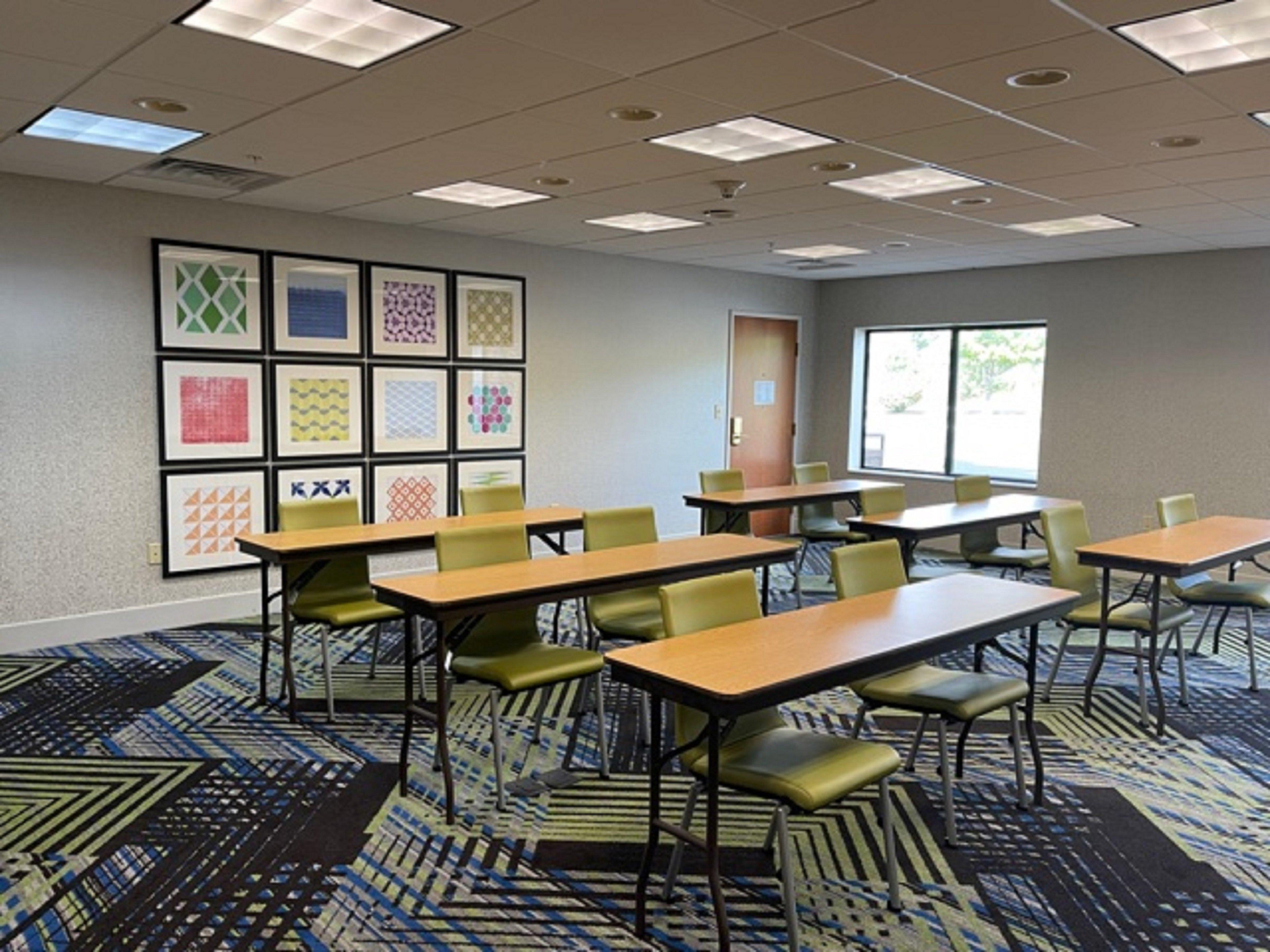 Holiday Inn Express Hotel & Suites Lewisburg By Ihg Zewnętrze zdjęcie